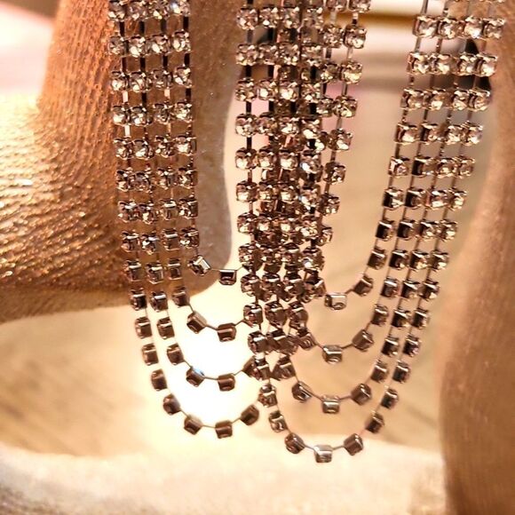 Oval rhinestone drop earrings NWT Adrienne Vittadini - Picture 3 of 6